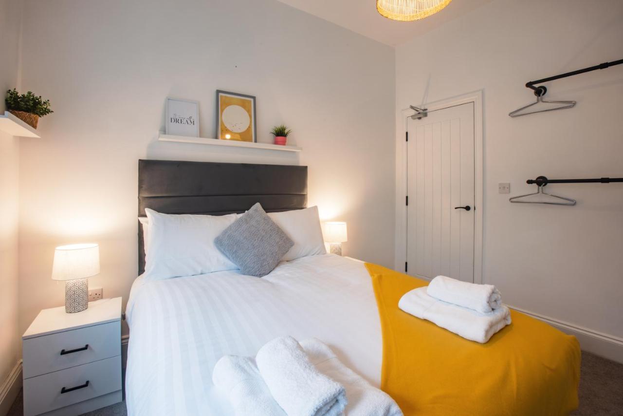 5 Roker Terrace - Seaview Apartments 森德兰 外观 照片