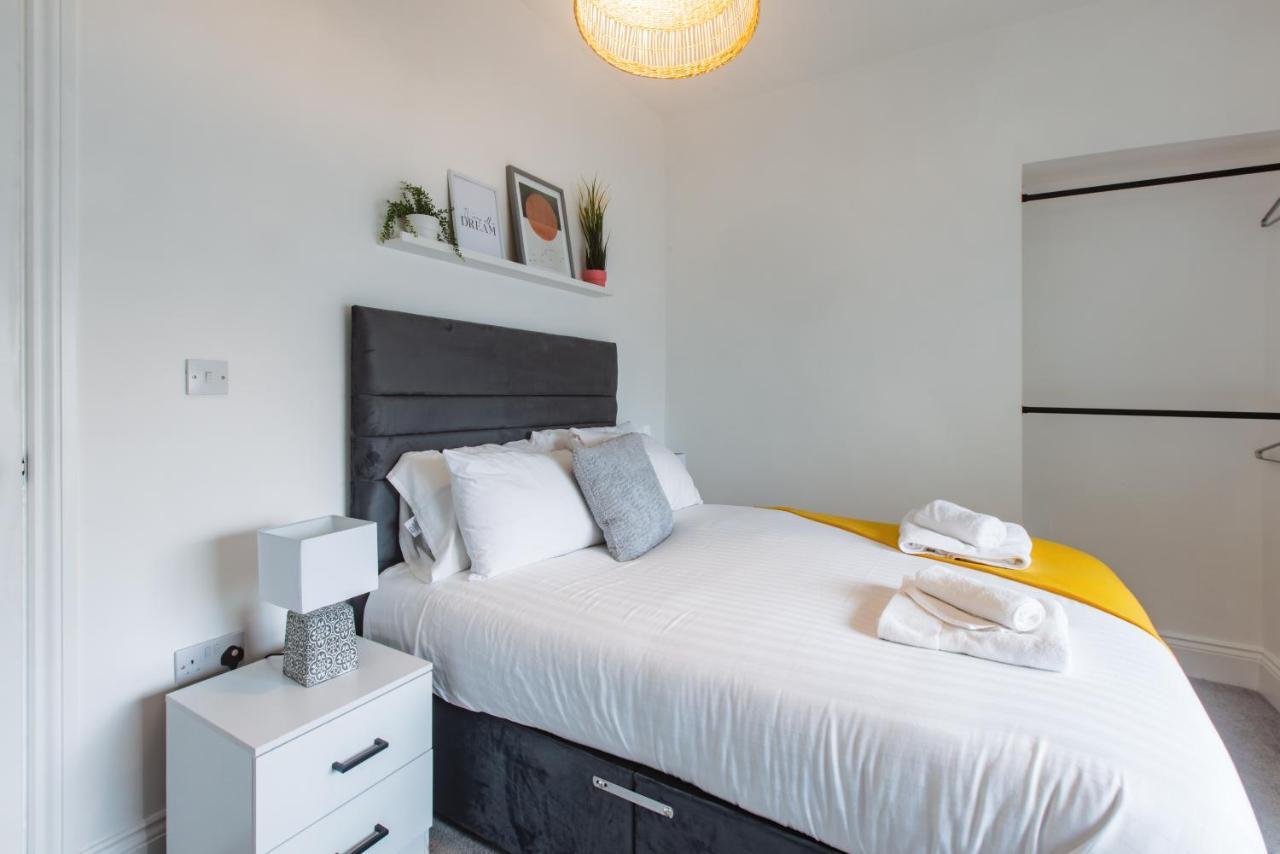 5 Roker Terrace - Seaview Apartments 森德兰 外观 照片