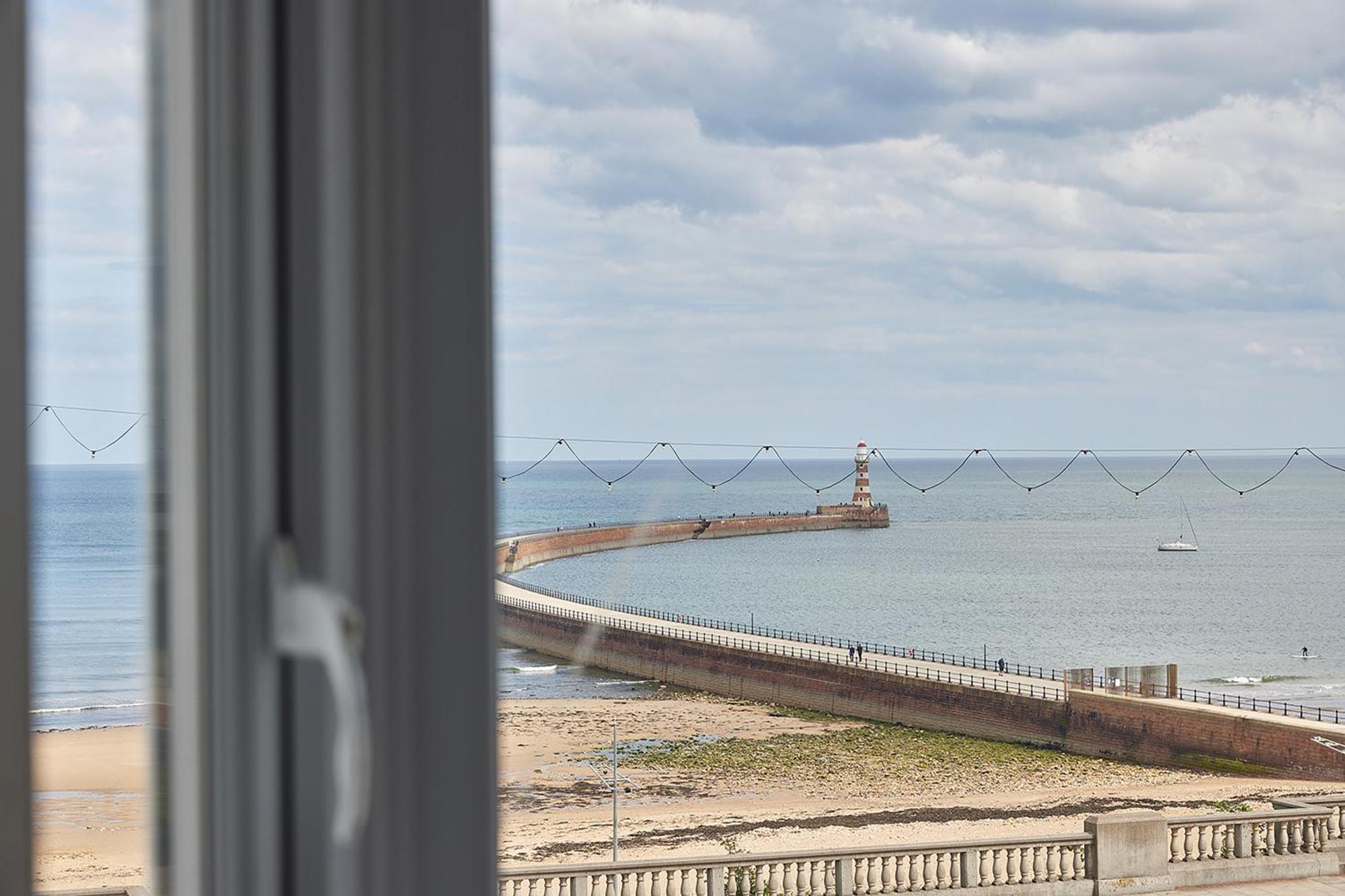 5 Roker Terrace - Seaview Apartments 森德兰 外观 照片